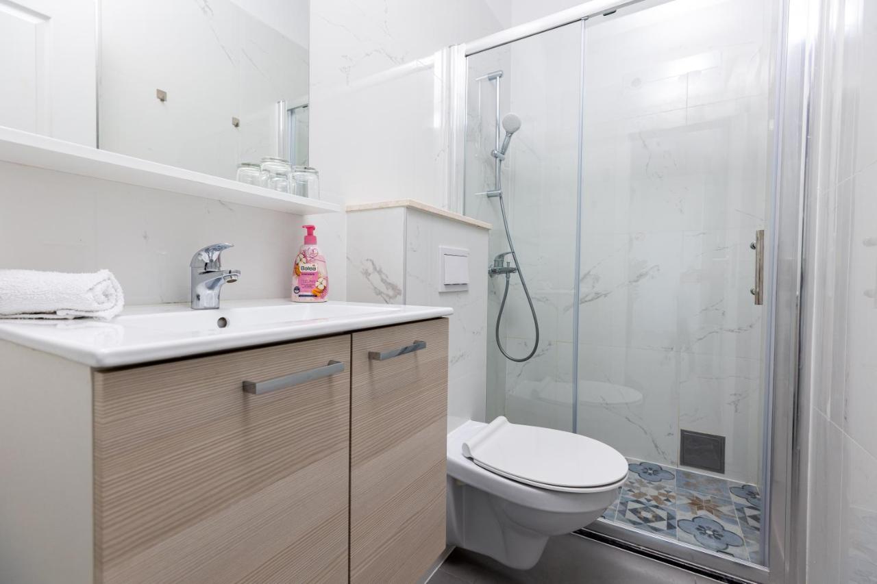 Apartment Ana Solin Exterior photo
